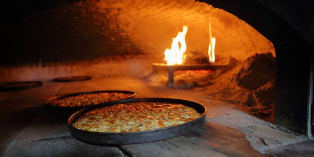 Köyüne pizza kültürünü taşıdı, “olmaz” diyenlere aldırmadı! Şehir dışından bile geliyorlar: Özel lezzete talep bitmiyor 5